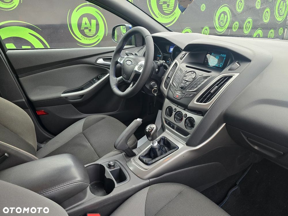 Ford Focus - 14