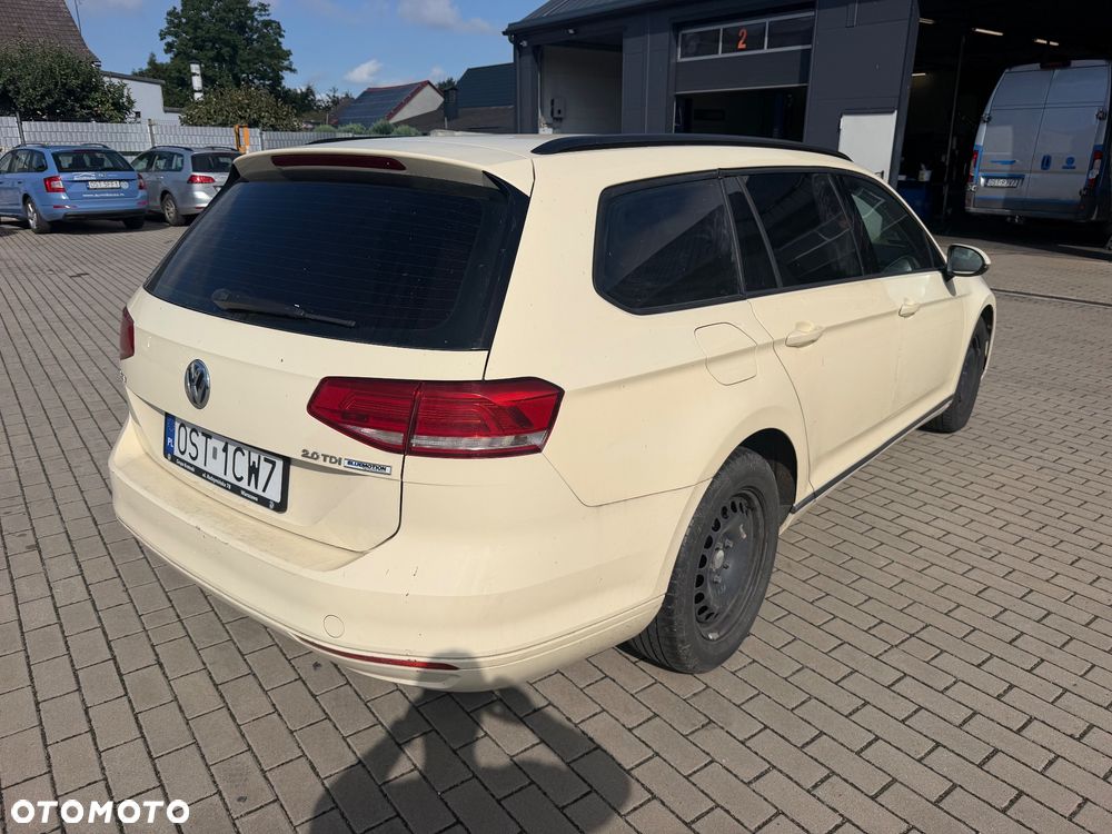 Volkswagen Passat 2.0 TDI SCR DSG - 4