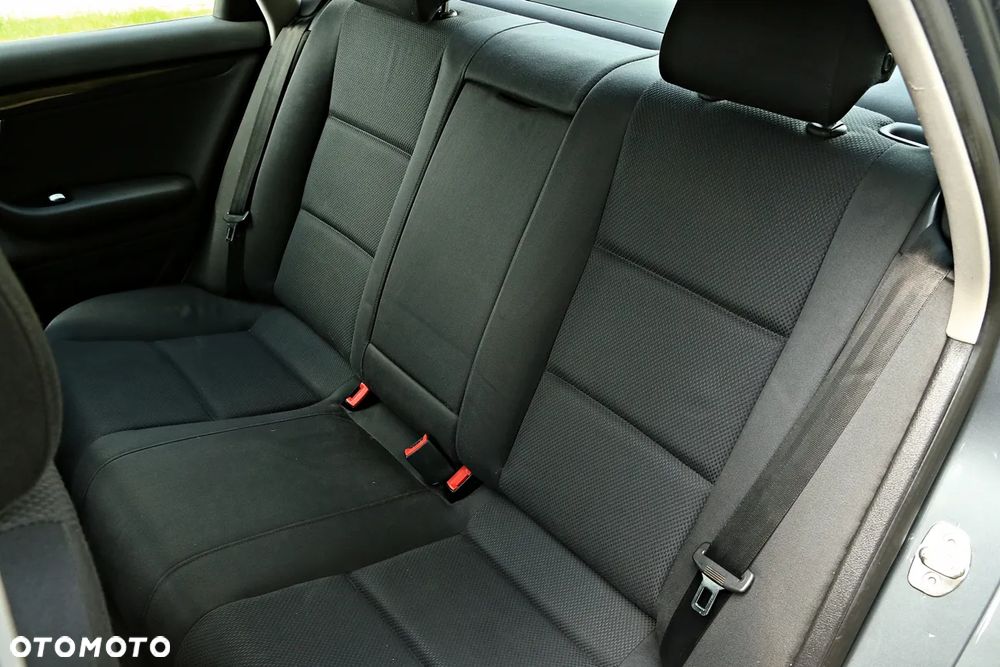 Audi A4 Limousine - 34