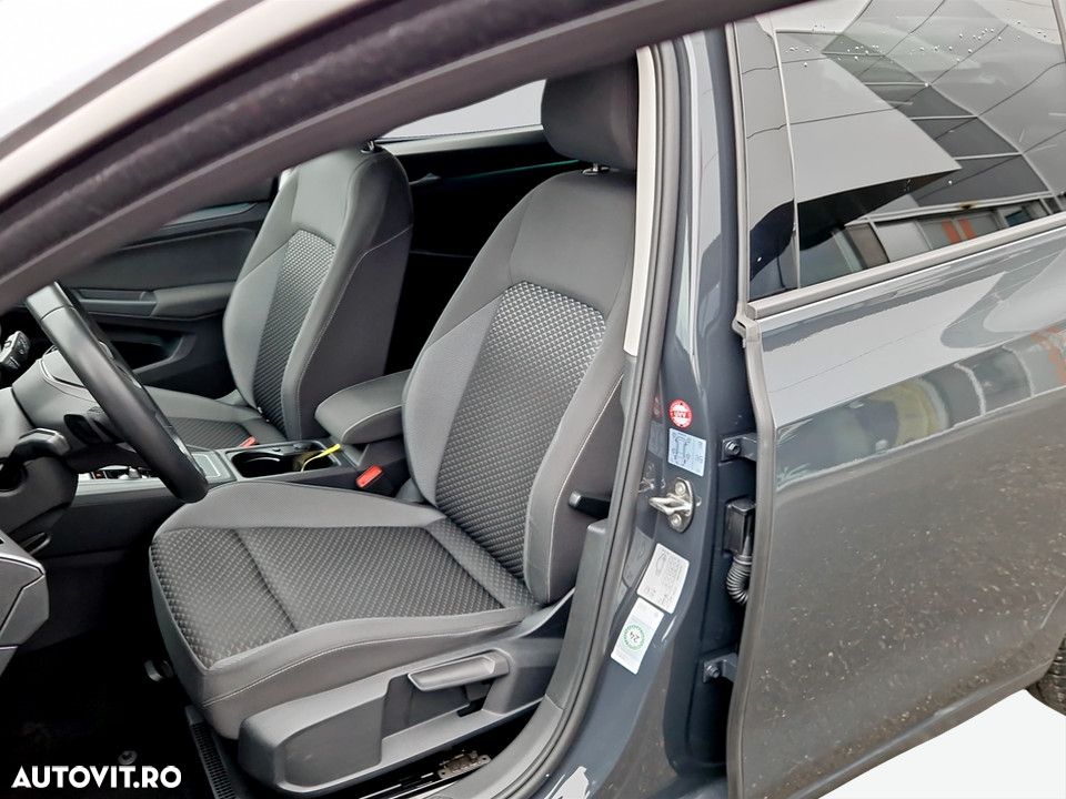 Volkswagen Golf 1.5 eTSI ACT DSG MHEV Life - 11