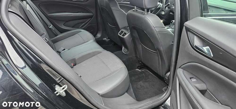 Opel Insignia - 5