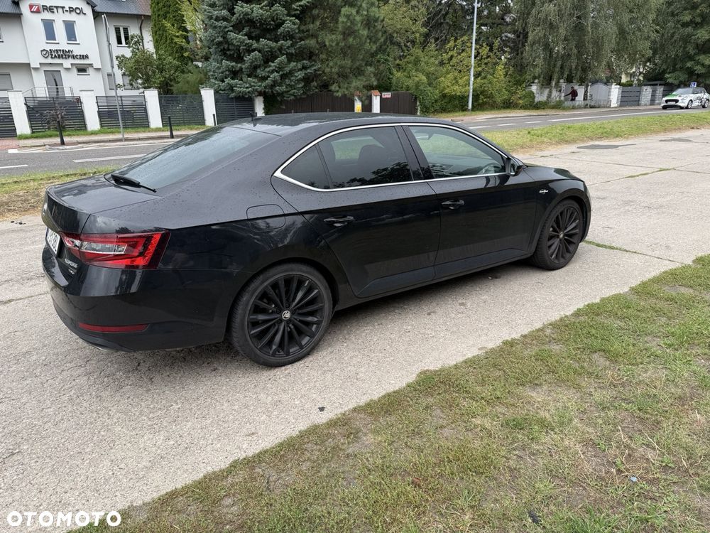 Skoda Superb 2.0 TSI 4x4 L&K DSG - 5
