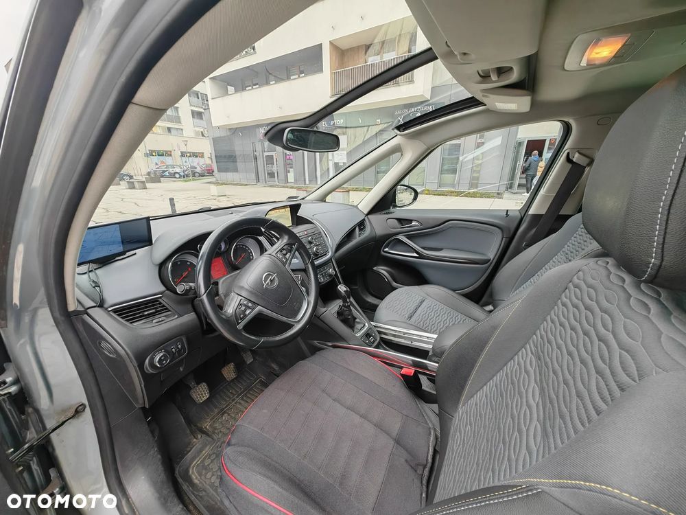 Opel Zafira Tourer 2.0 CDTI Innovation - 14