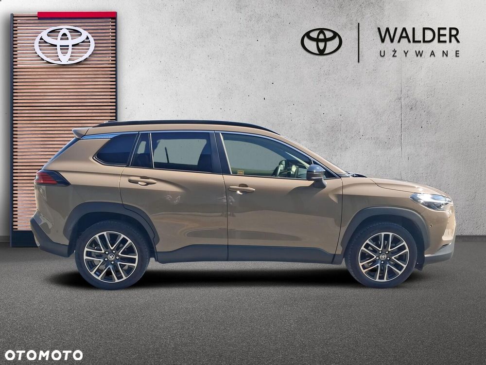Toyota Corolla Cross - 8