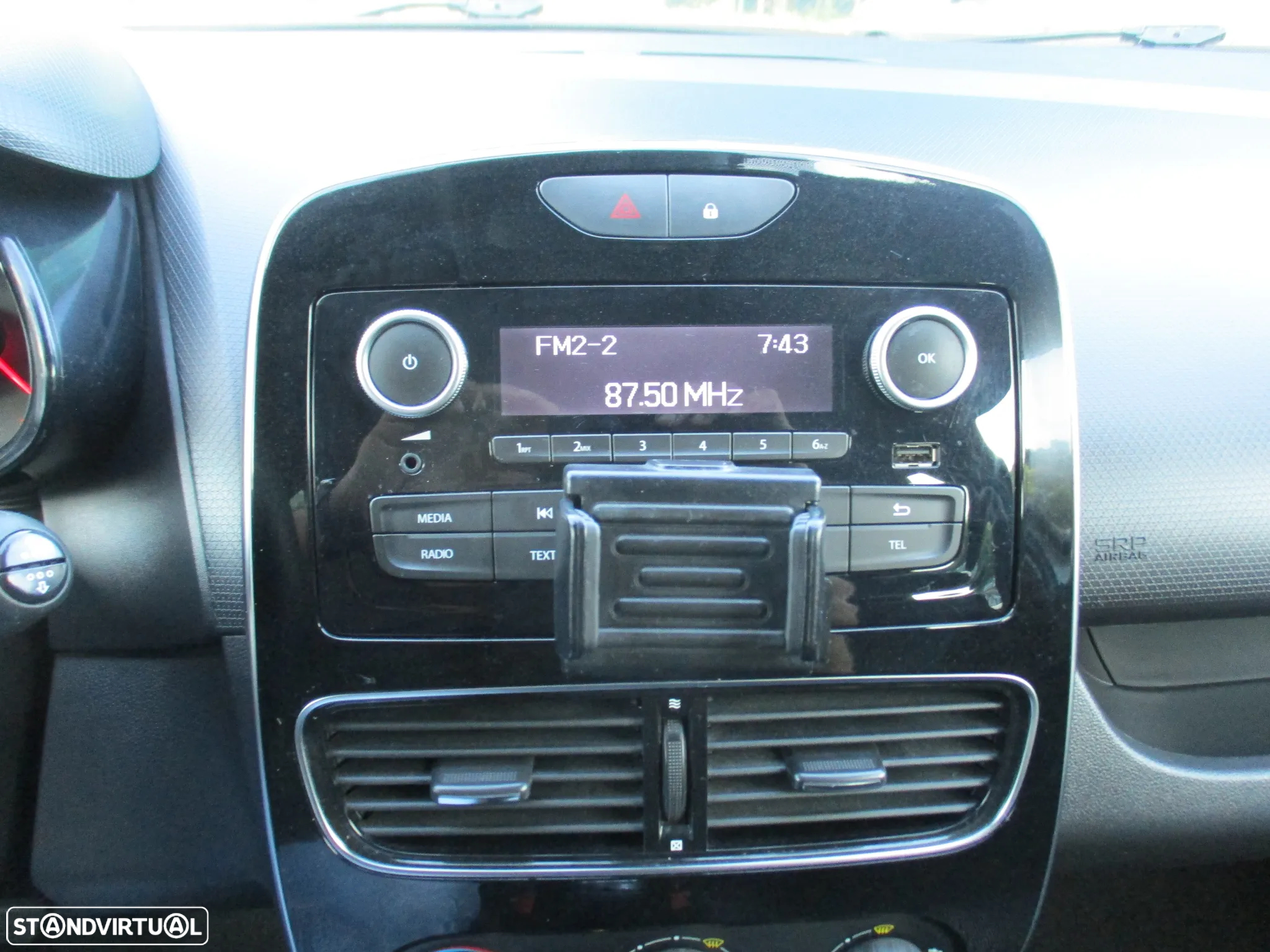 Renault Clio 1.5 dCi Zen - 14