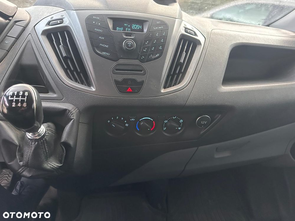 Ford Transit Custom - 11