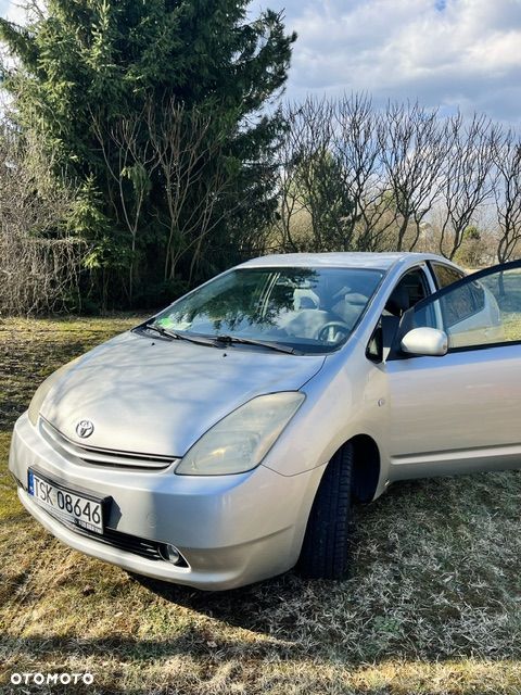 Toyota Prius 1.5 VVT-i Sol - 6