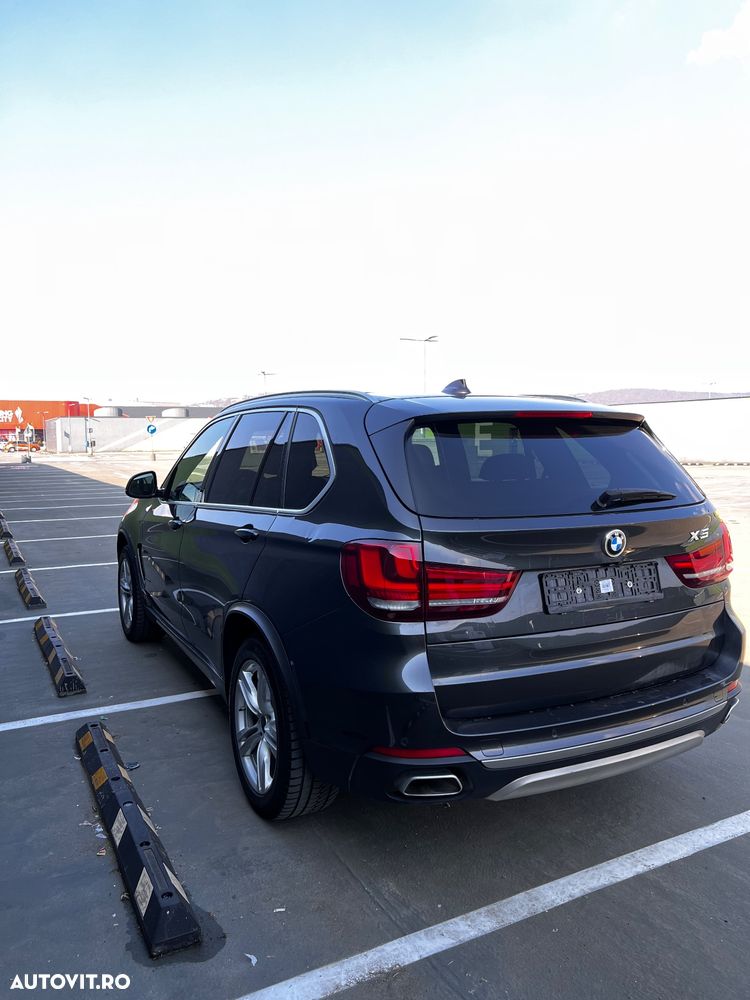 BMW X5 xDrive30d Sport-Aut. - 7