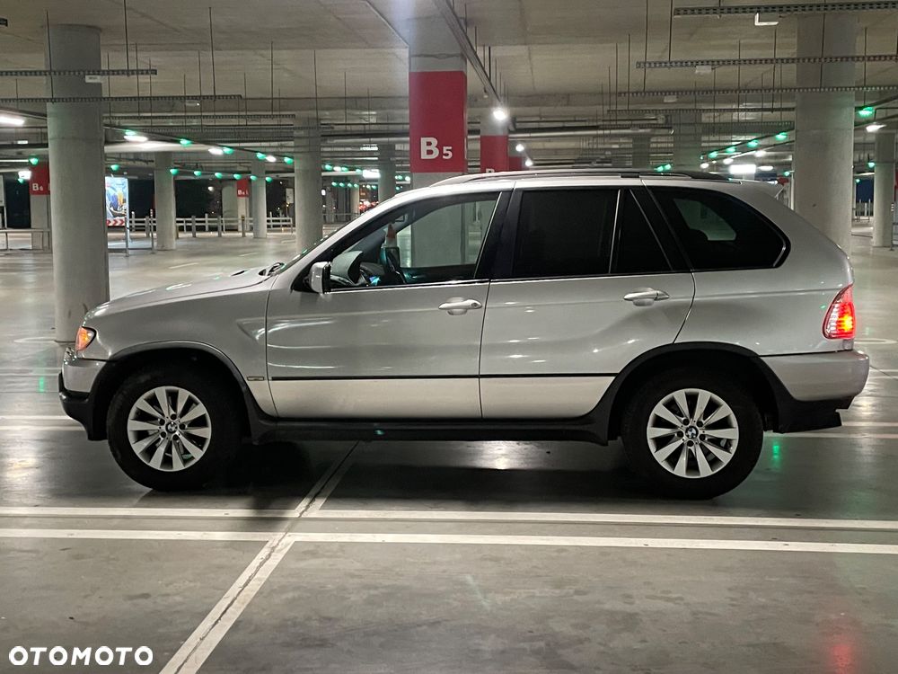 BMW X5 4.4 i Edition Exclusive - 4