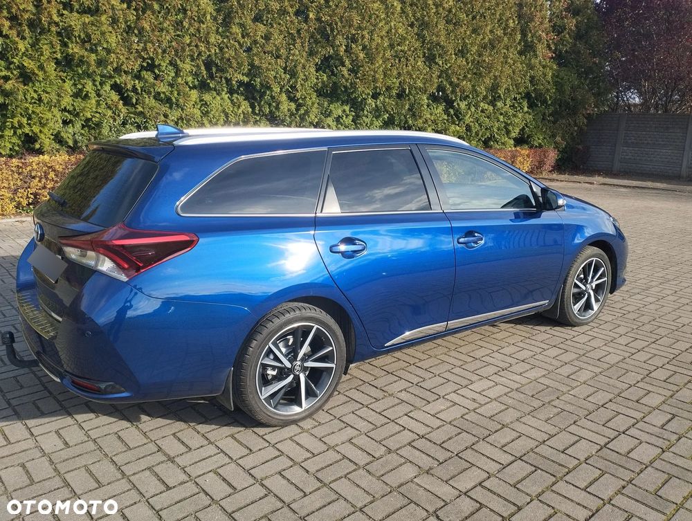 Toyota Auris 1.2 T Prestige MS - 6