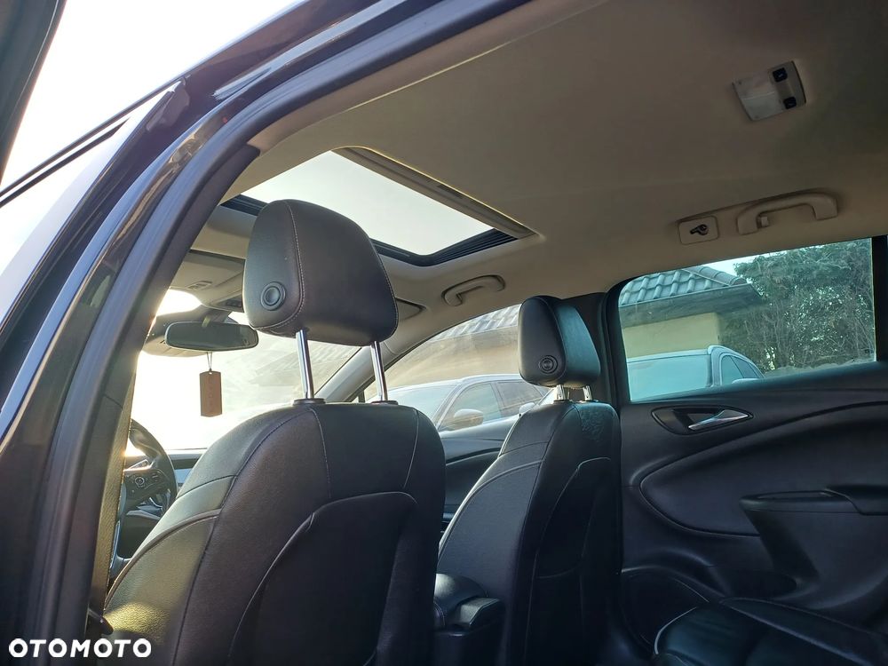 Opel Astra 1.6 CDTI DPF ecoFLEX Start/Stop Exklusiv - 17