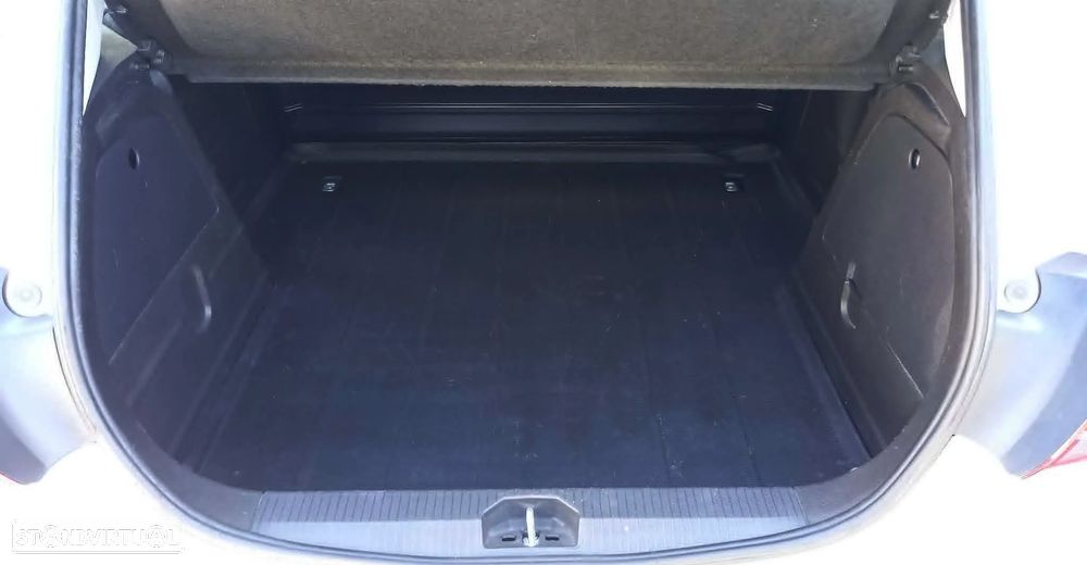 Opel Corsa 1.3CDTI AC já c/iva - 3