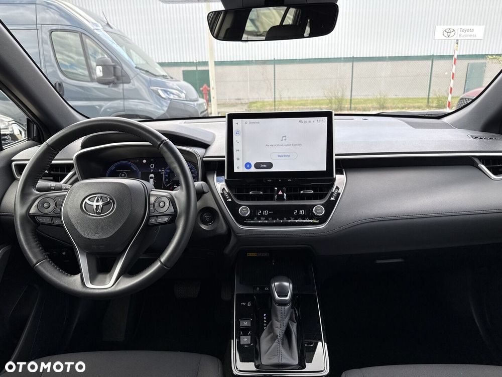 Toyota Corolla Cross - 9