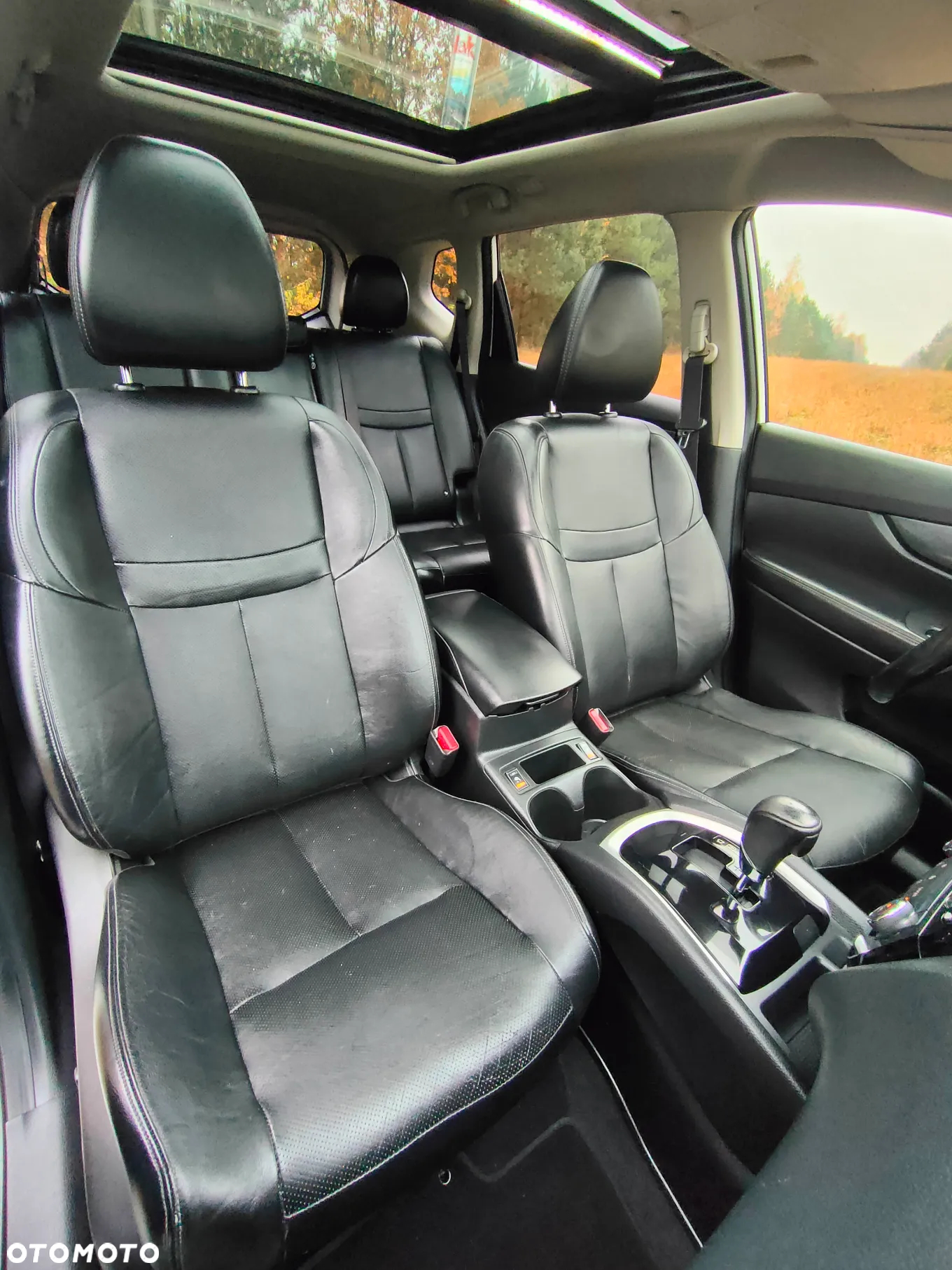 Nissan X-Trail 1.6 DCi Tekna 2WD Xtronic 7os - 34