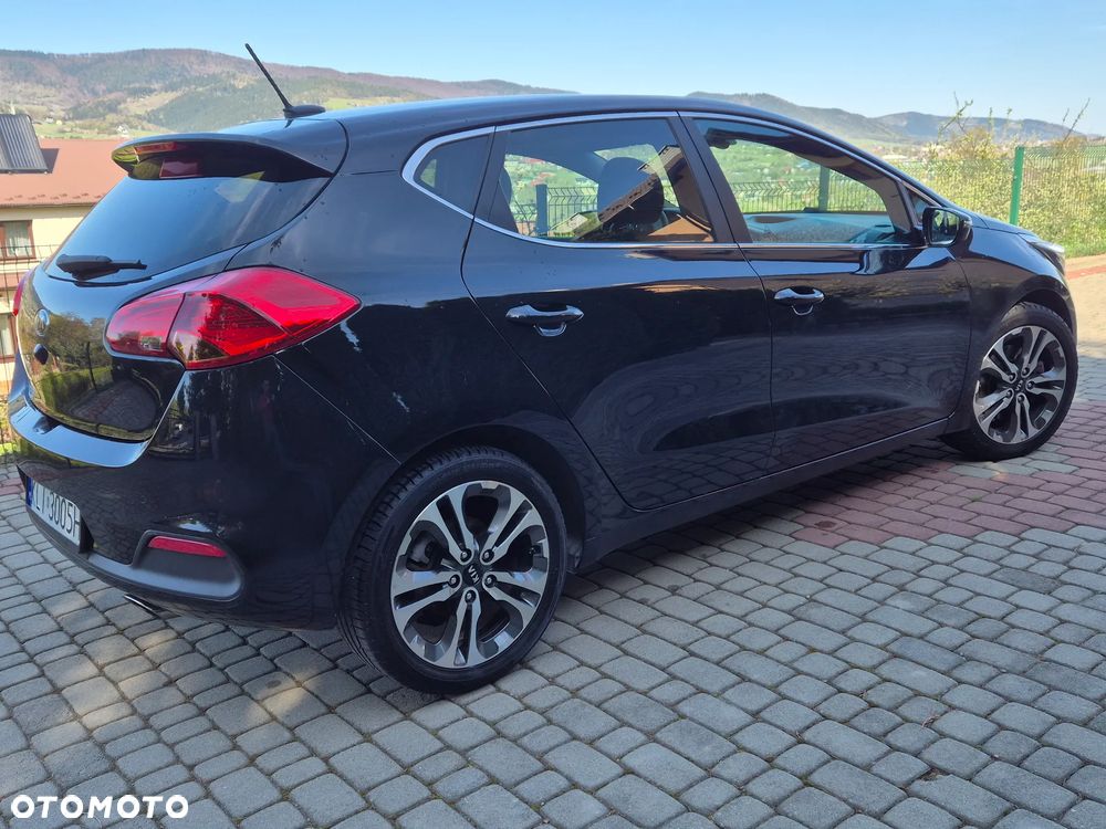 Kia Ceed - 5