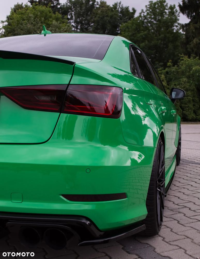 Audi S3 Limousine S tronic - 12