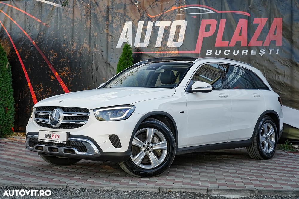 Mercedes-Benz GLC 300 e 4MATIC - 3