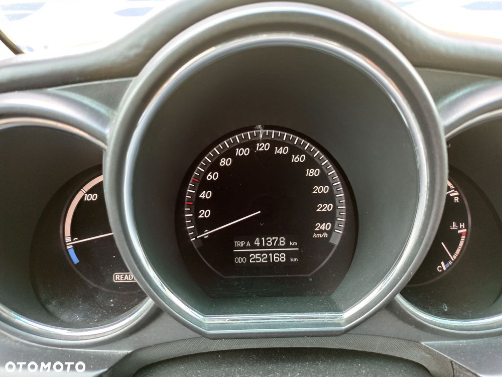 Lexus RX - 21