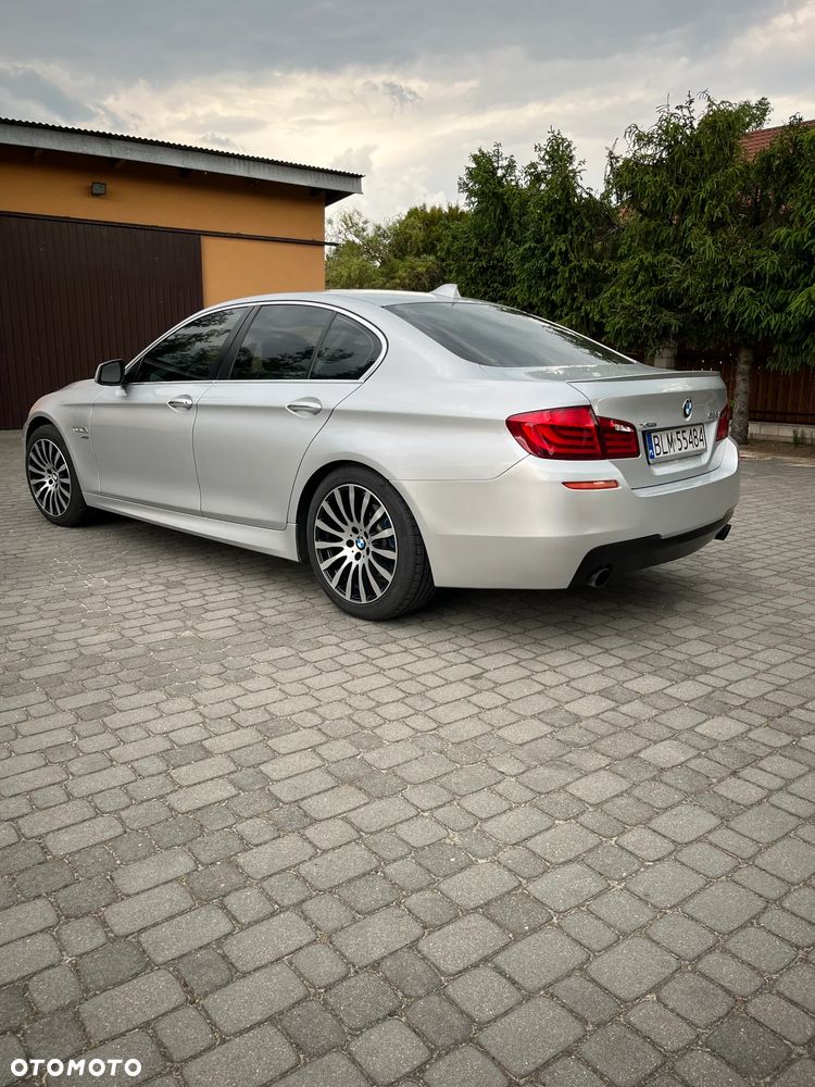 BMW Seria 5 535i xDrive Sport-Aut - 11