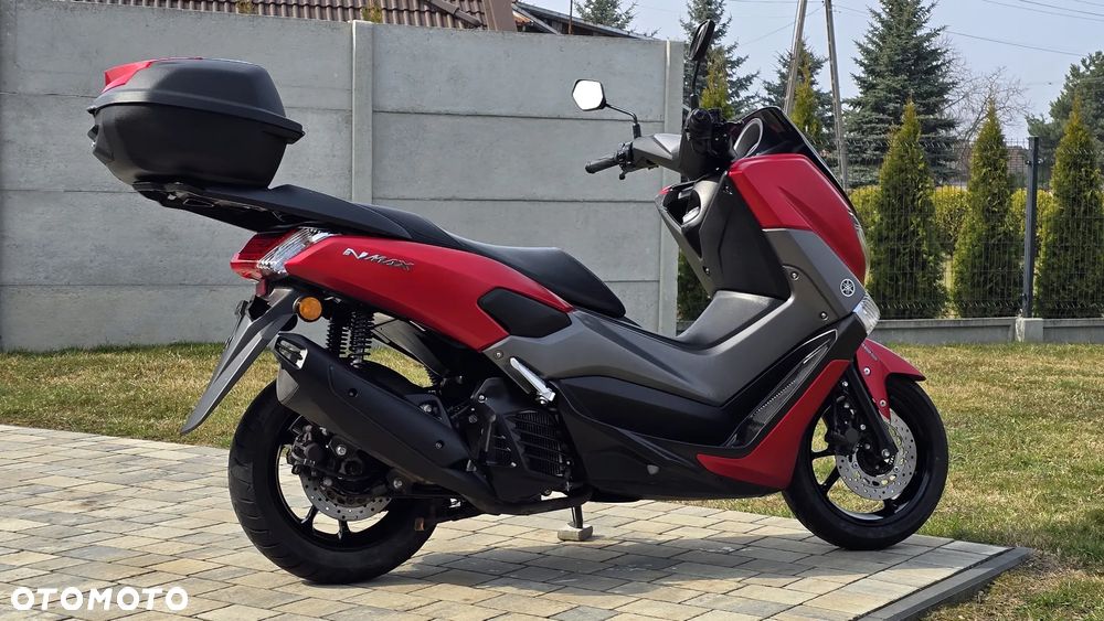 Yamaha NMAX - 12