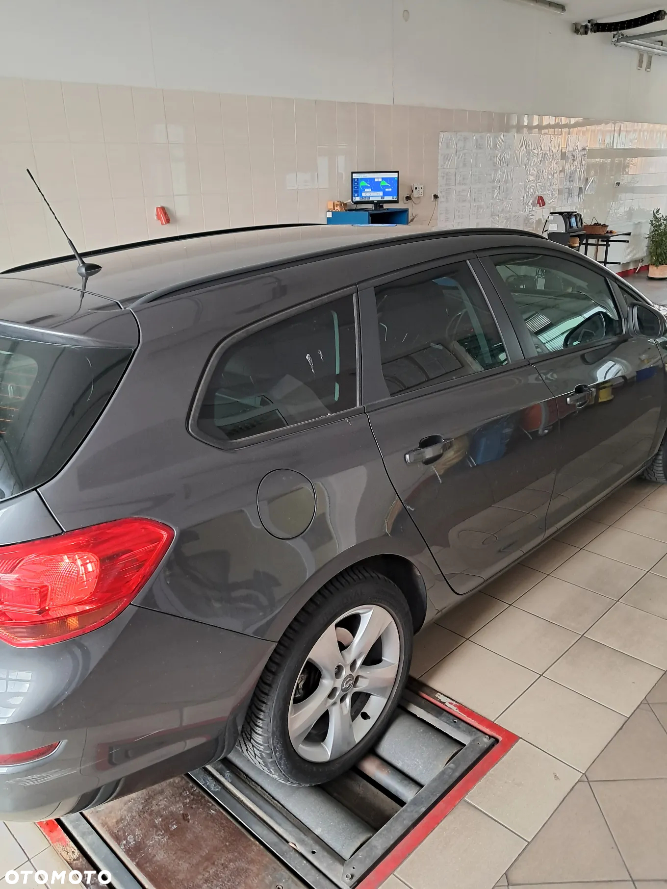 Opel Astra 1.4 Turbo Sports Tourer - 33