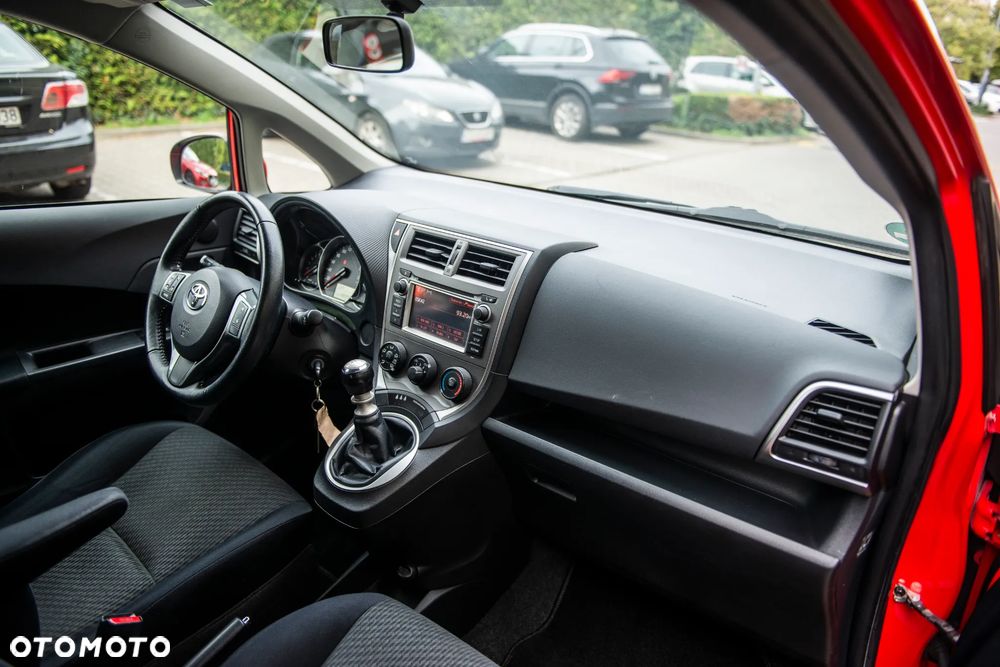 Toyota Verso S 1.33 VVT-i Comfort - 25