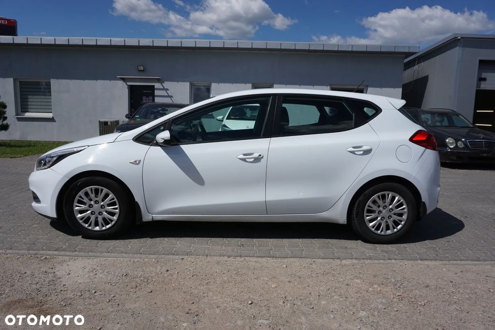Kia Ceed 1.4 Business Line - 10