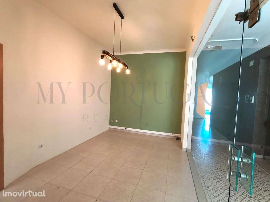 Escritório com Potencial Único em Lagos - Customize o seu Espaço na... - Grande imagem: 5/15