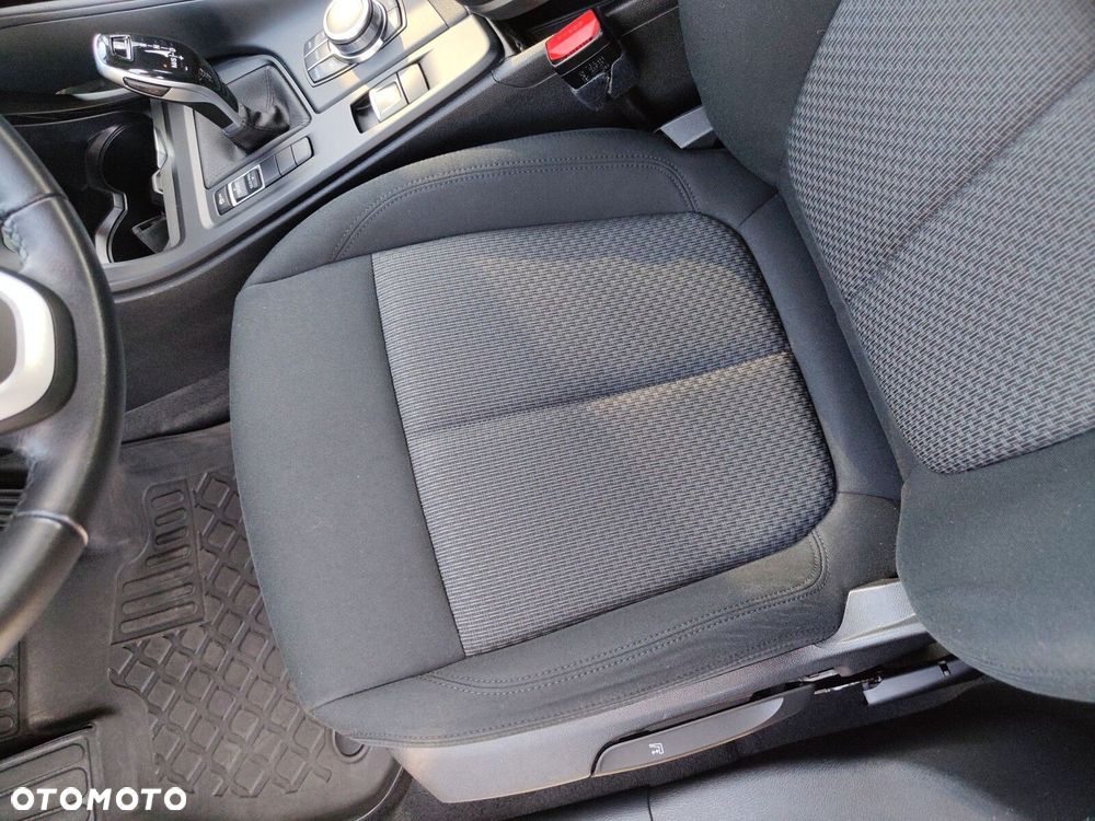 BMW X1 sDrive18i - 14