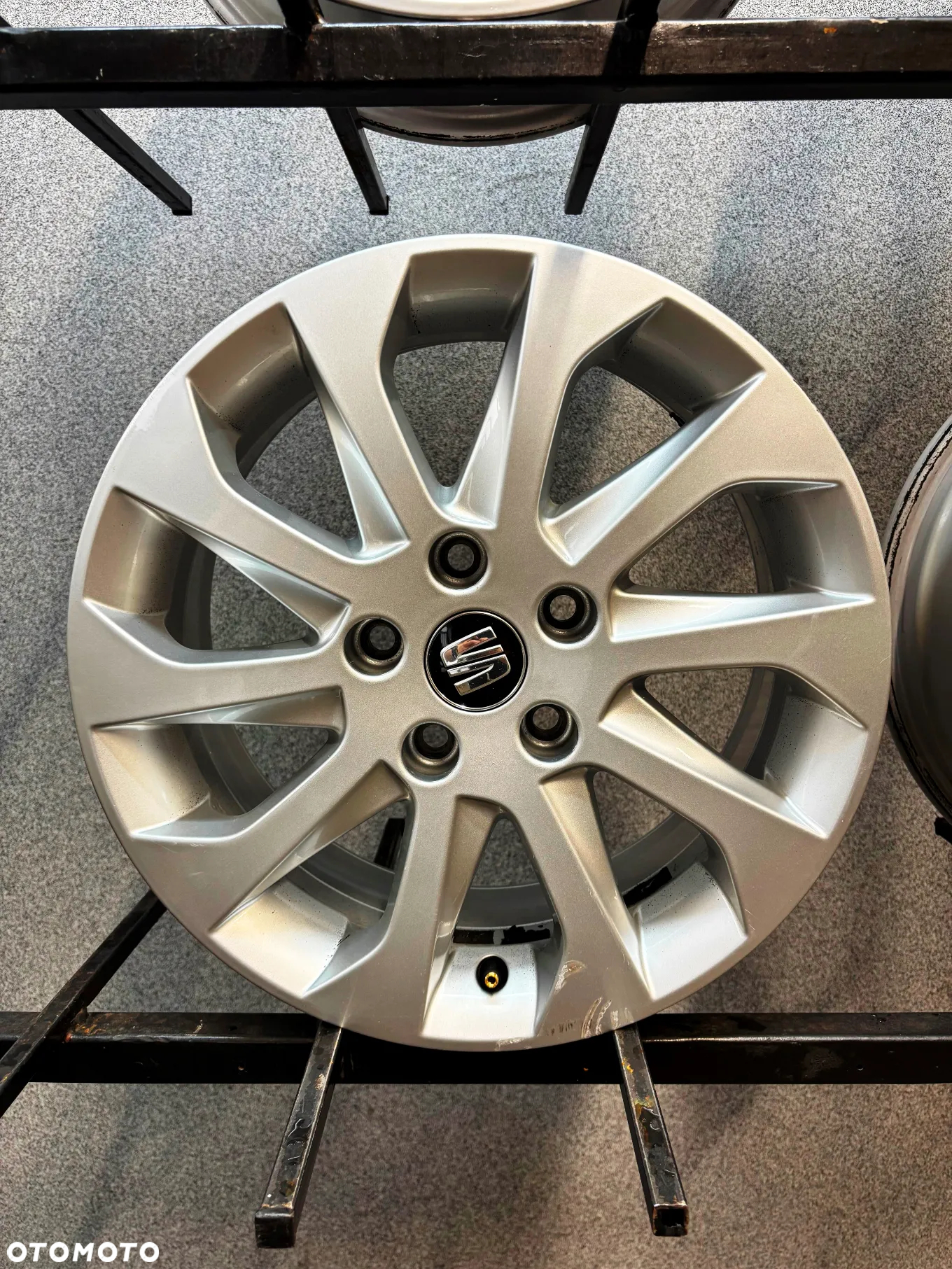 4 FELGI ALU. SEAT LEON III , VW GOLF 6,7,SKODA OCTAVIA 2,3  16''   6,5J ET46 - 7
