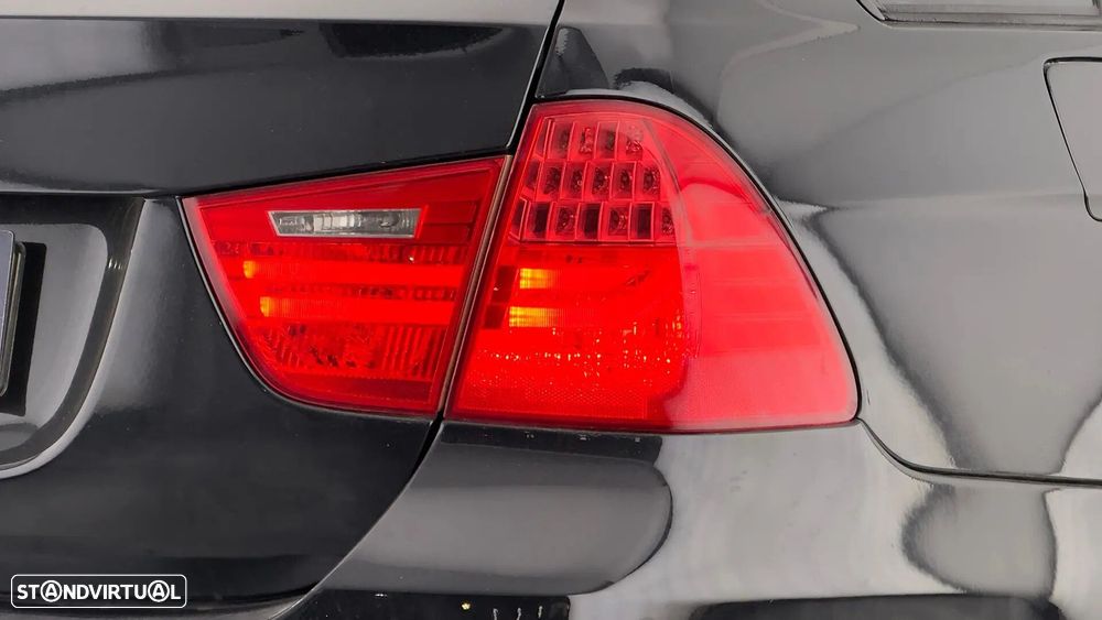 BMW 318 d Navigation - 13