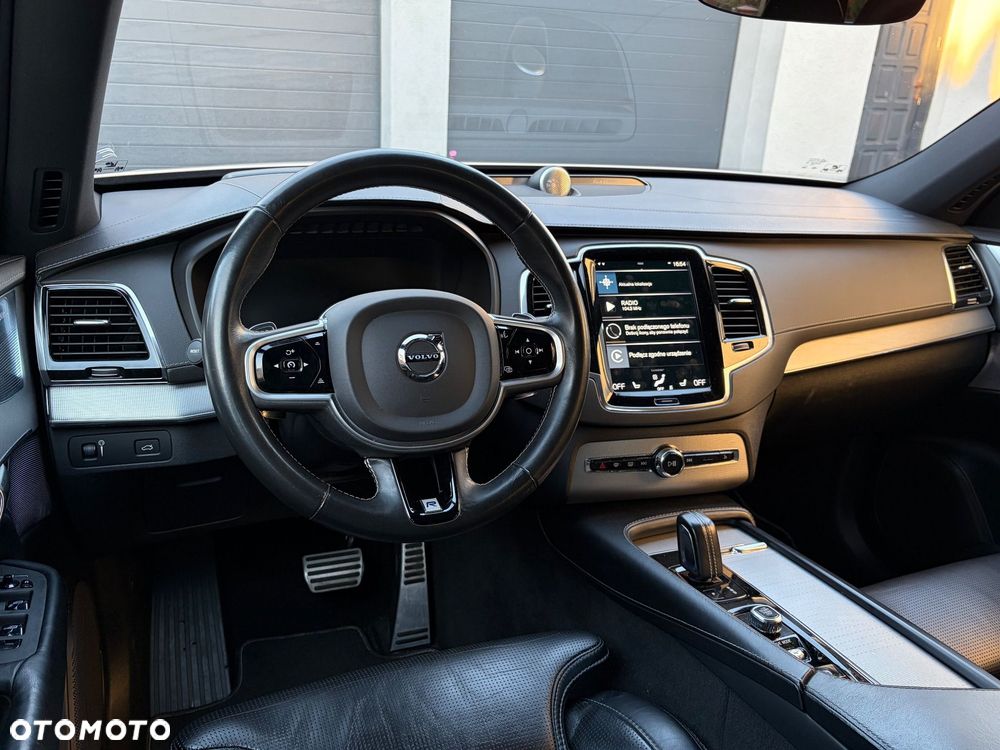 Volvo XC 90 - 22