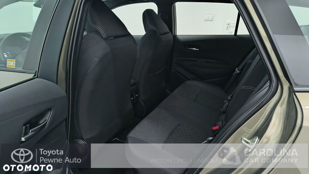 Toyota Corolla 1.8 Hybrid Comfort - 22