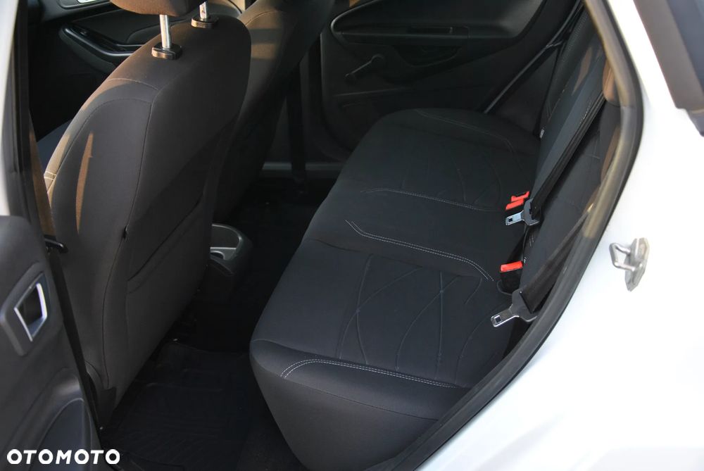Ford Fiesta 1.25 Champions Edition - 17
