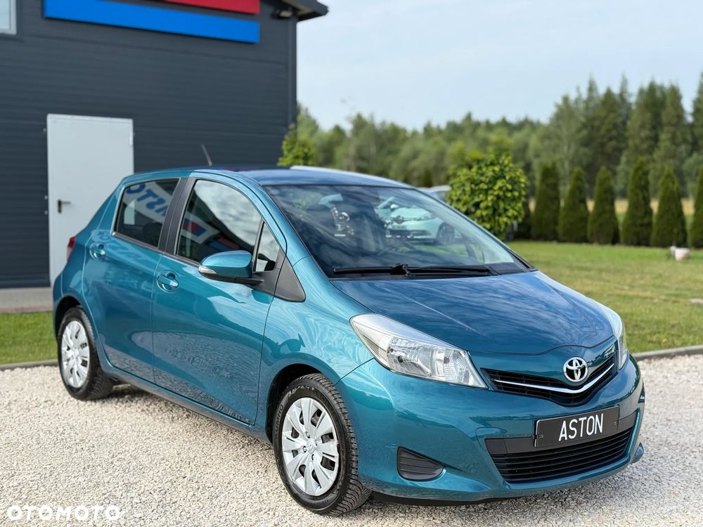 Toyota Yaris 1.33 VVT-i Lounge - 6