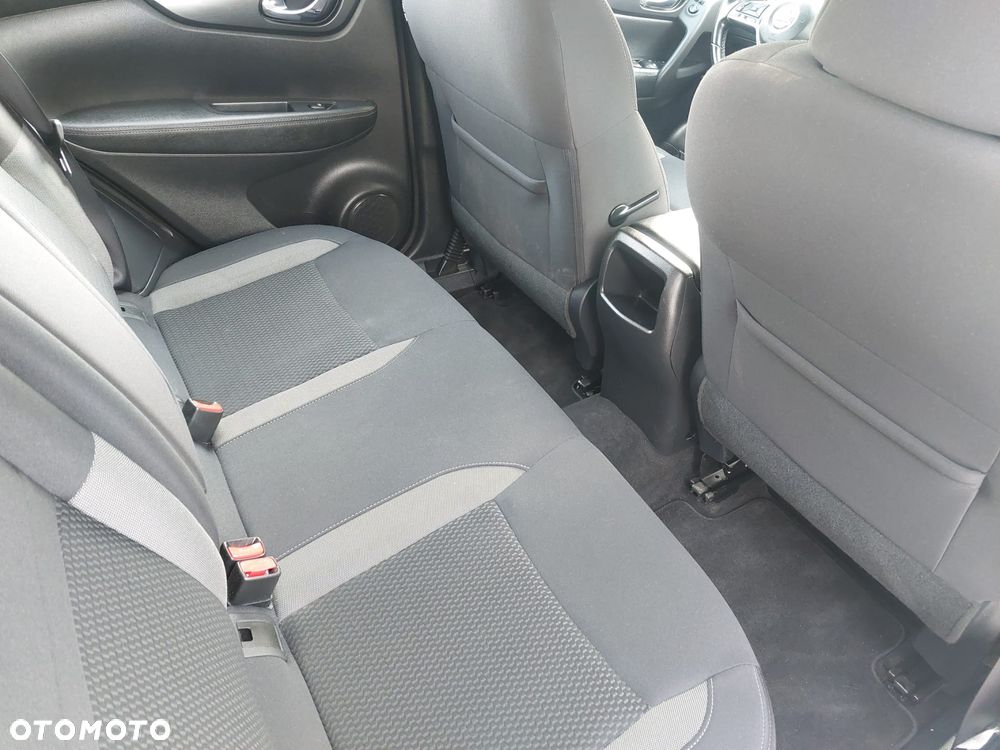 Nissan Qashqai - 35