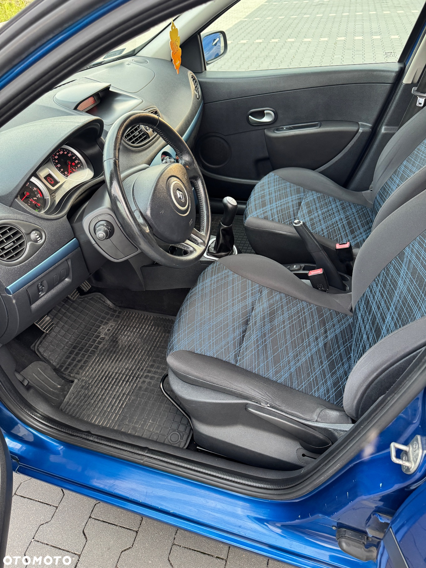 Renault Clio 1.2 16V Alize - 15