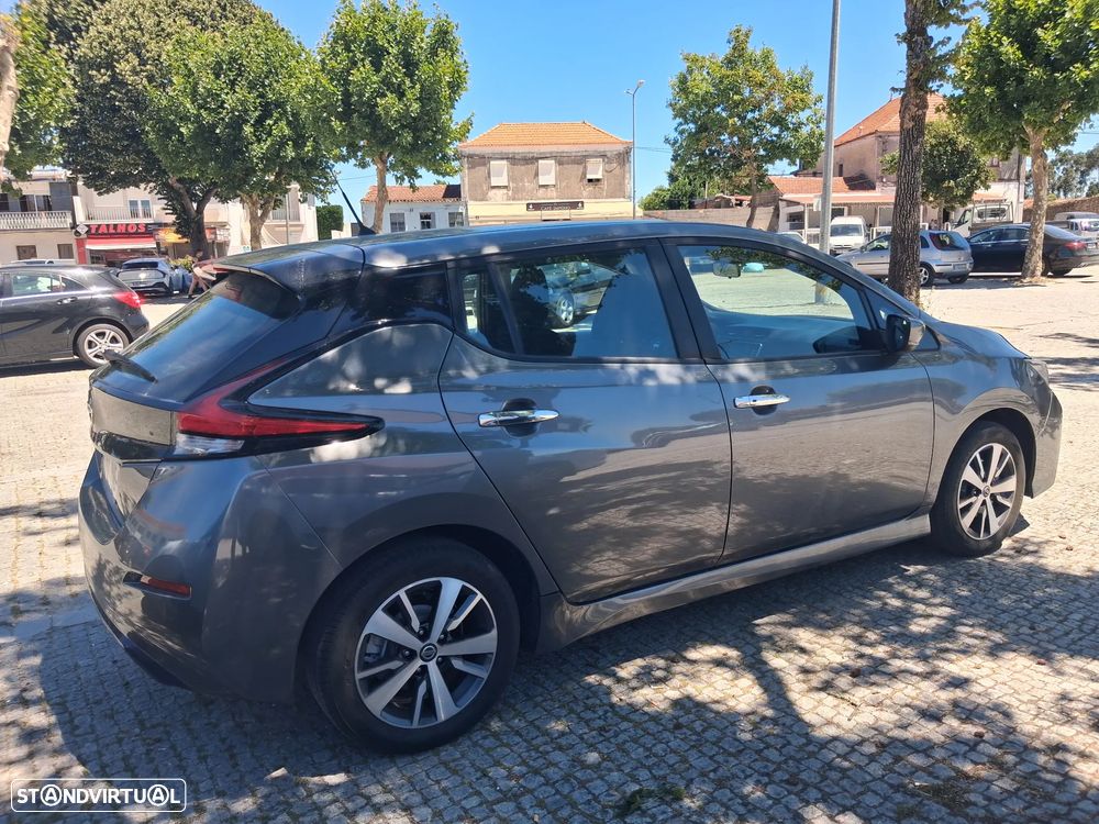 Nissan Leaf Acenta - 1