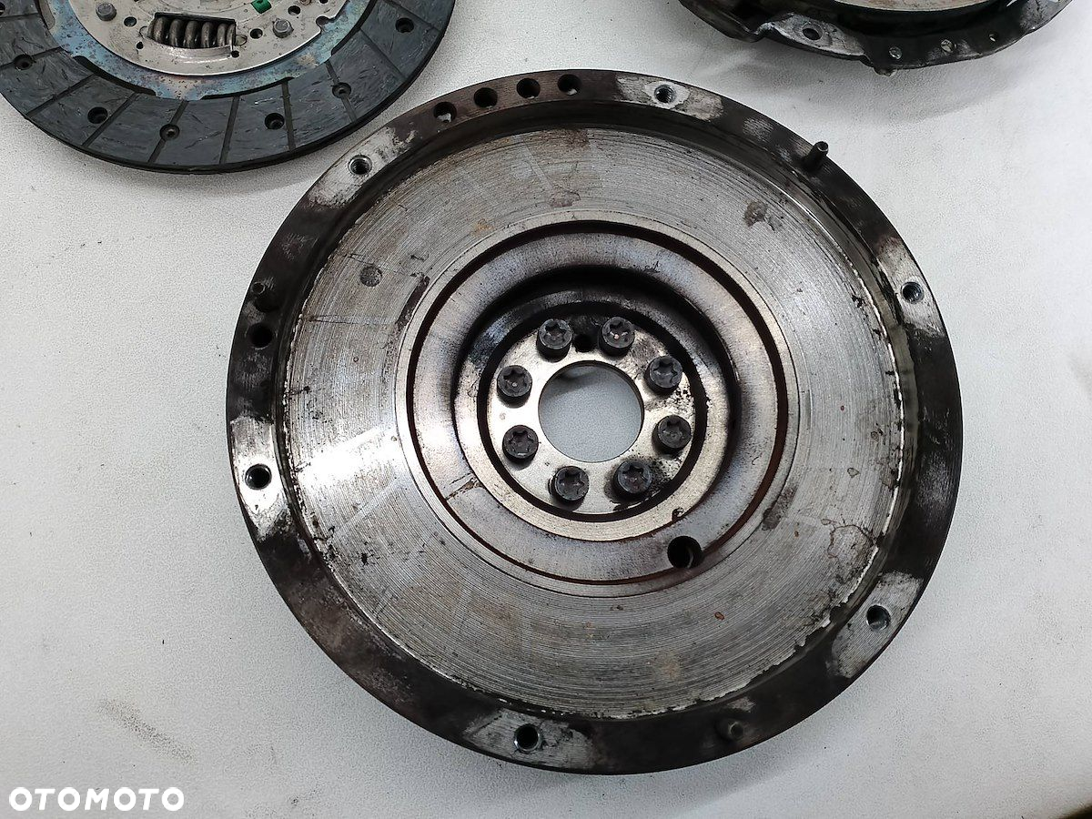 SPRZĘGŁO KOMPLETNE FIAT PUNTO EVO 55201525  584710  1025843 1.3 MJT - 7