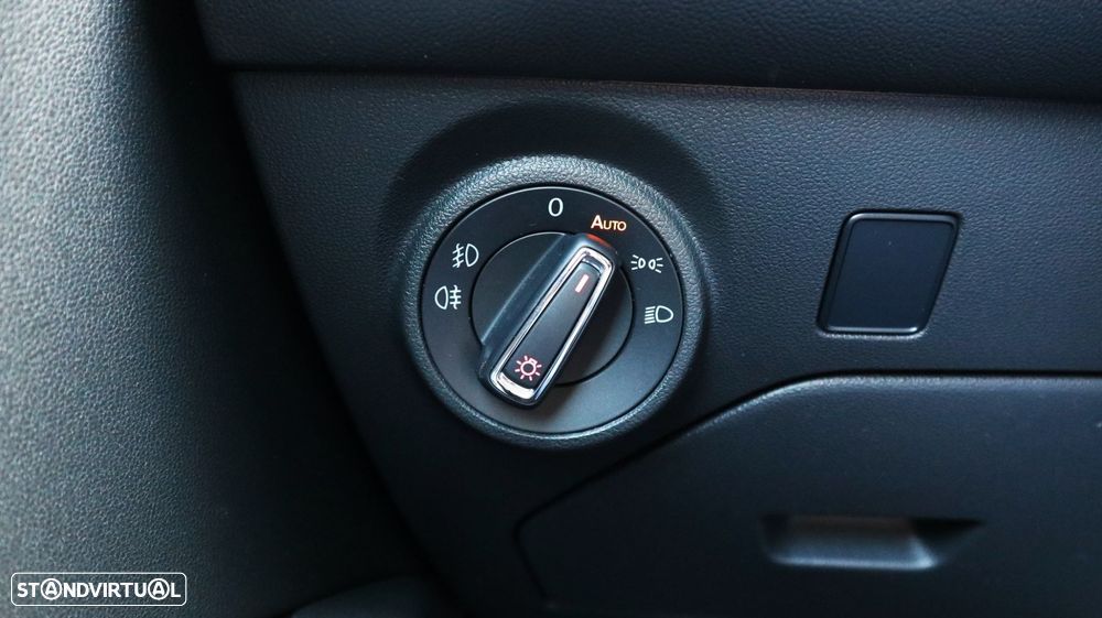 SEAT Leon 2.0 TDI FR S/S - 19