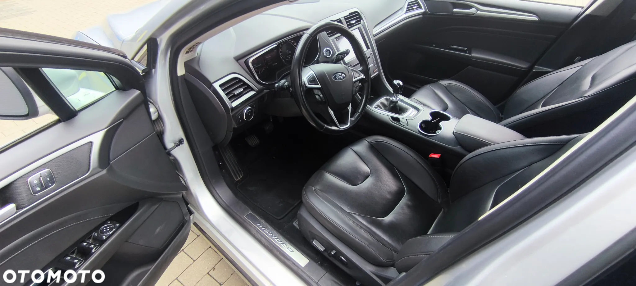 Ford Mondeo 2.0 TDCi Start-Stopp Titanium - 13