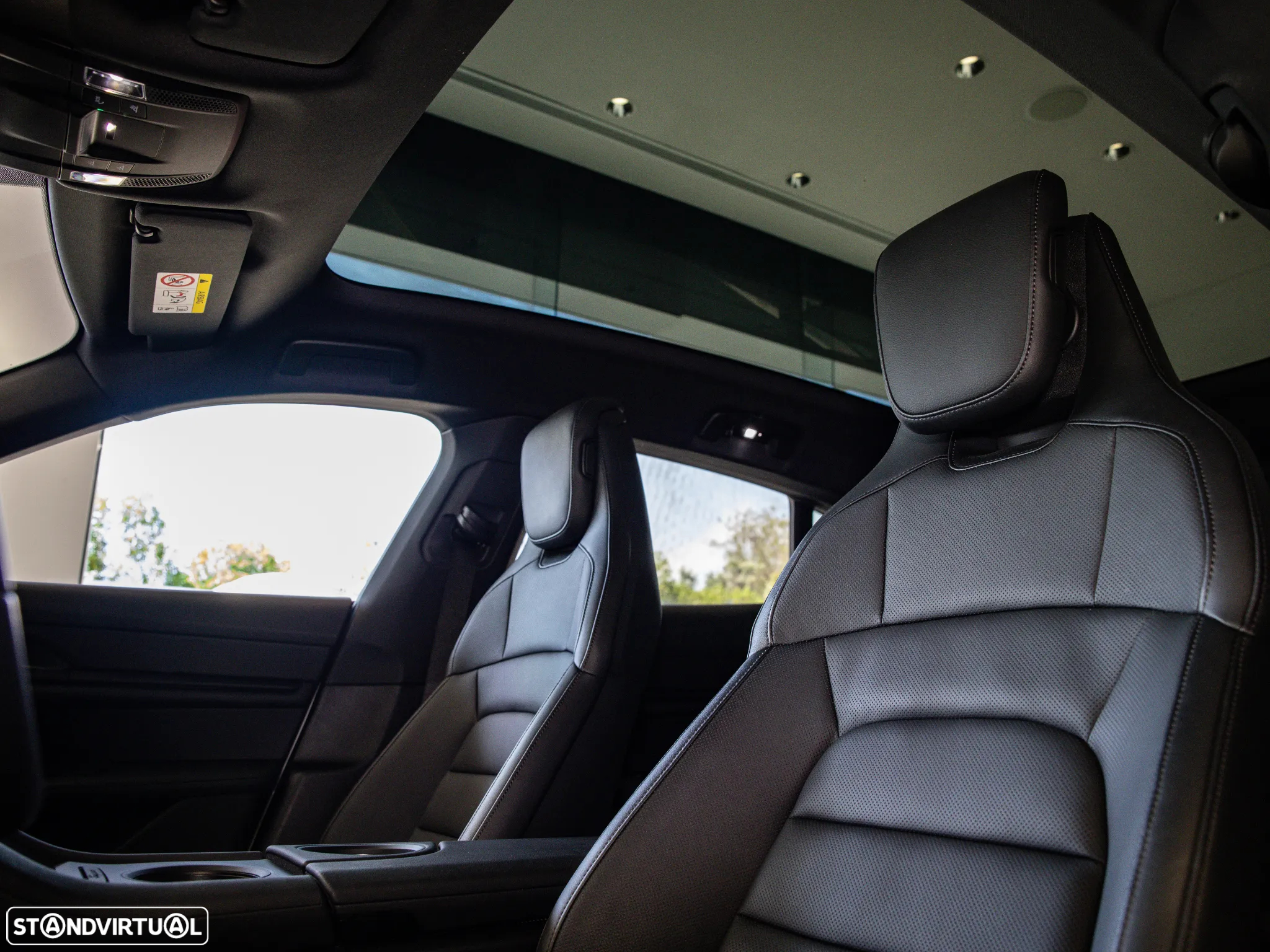 Porsche Taycan Sport Turismo Standard - 33