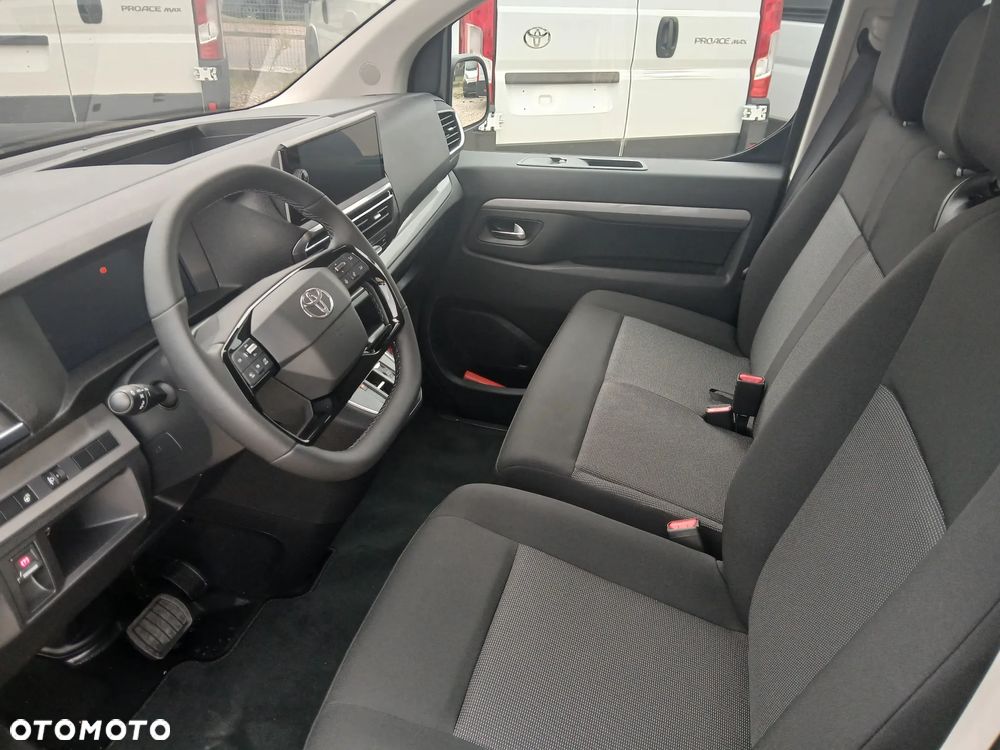 Toyota Proace Verso 2.2 D4-D Long Business - 9