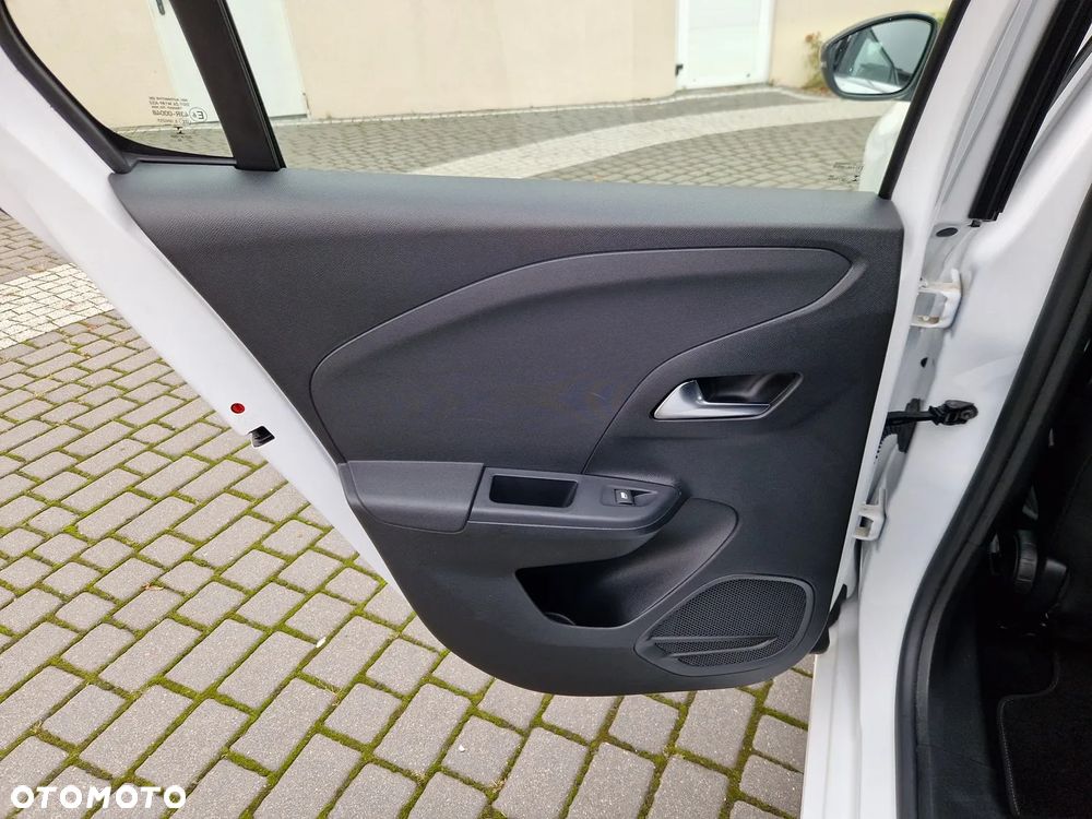 Opel Corsa 1.2 Direct Injection Turbo GS - 28