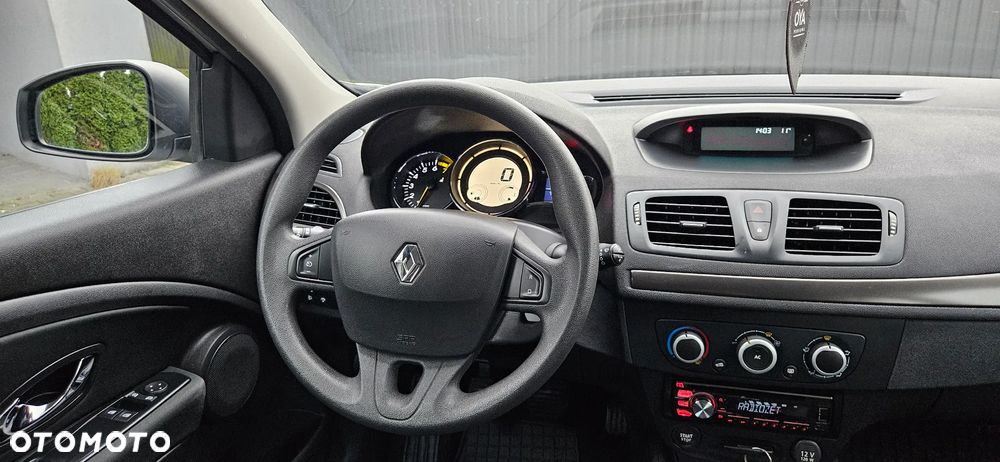 Renault Megane 1.6 16V 110 Night and Day - 13