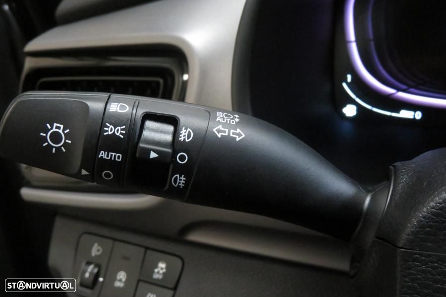 Kia Stonic 1.2 MPi Dynamic - 18