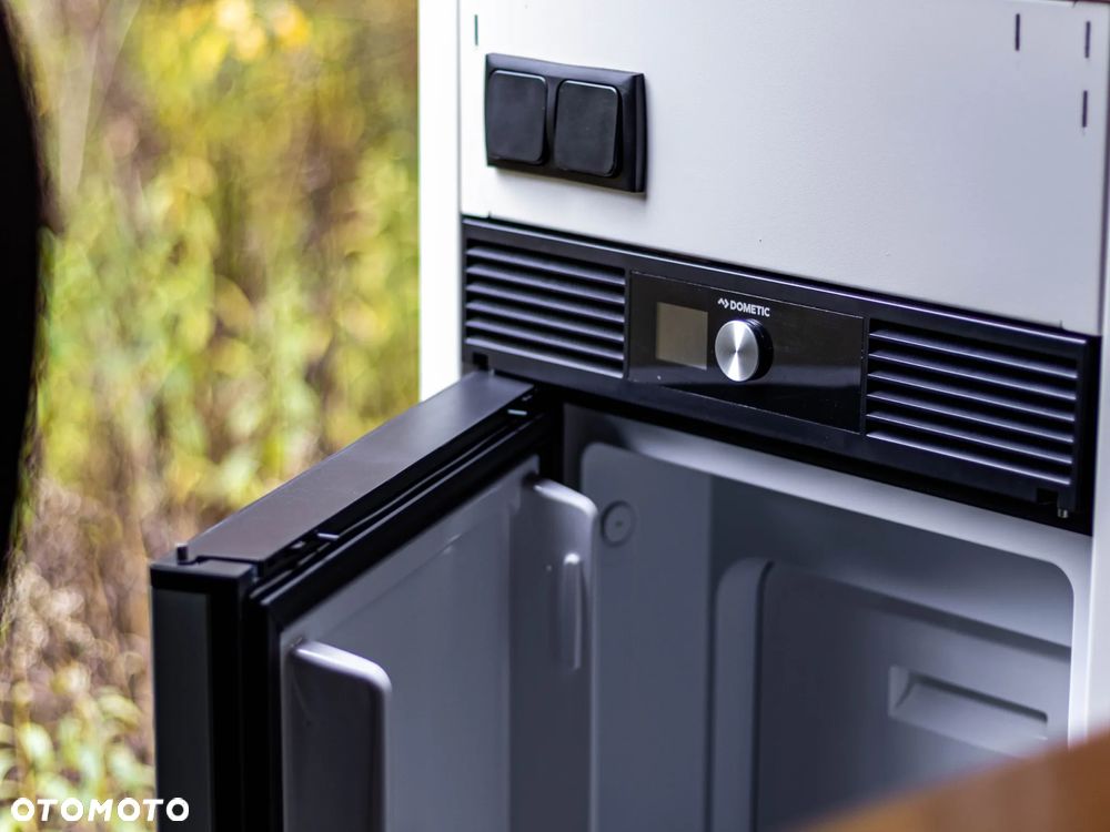 Mercedes-Benz Sprinter - 10