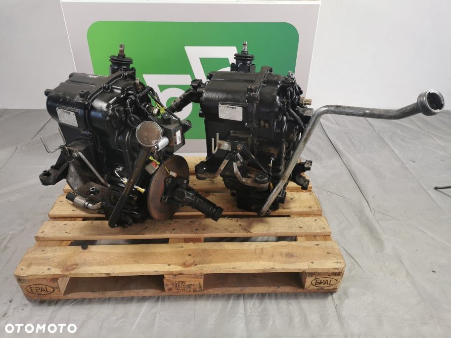 Przekładnia John Deere 3215 {Manual Turner COM-T4 2030} - 5