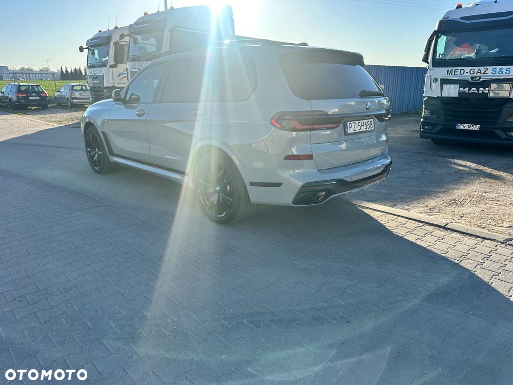 BMW X7 xDrive40i mHEV Individual Edition sport - 8