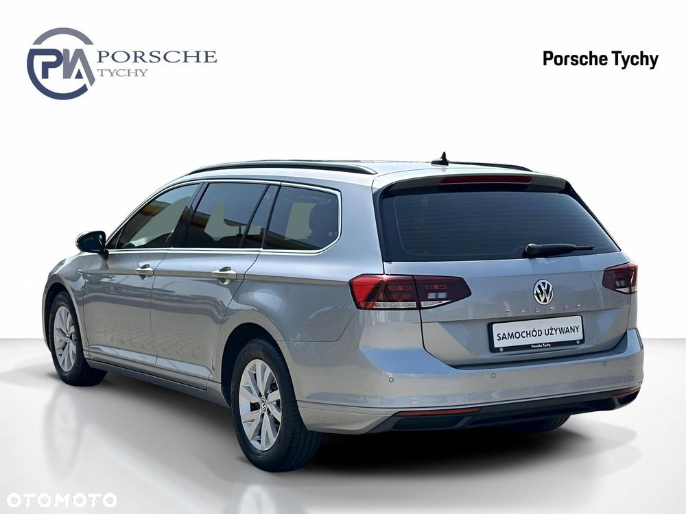 Volkswagen Passat - 34